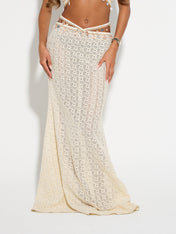 SORAYA Halterneck Top