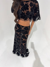 AMIRA FLORAL MAXI SKIRT - BLACK