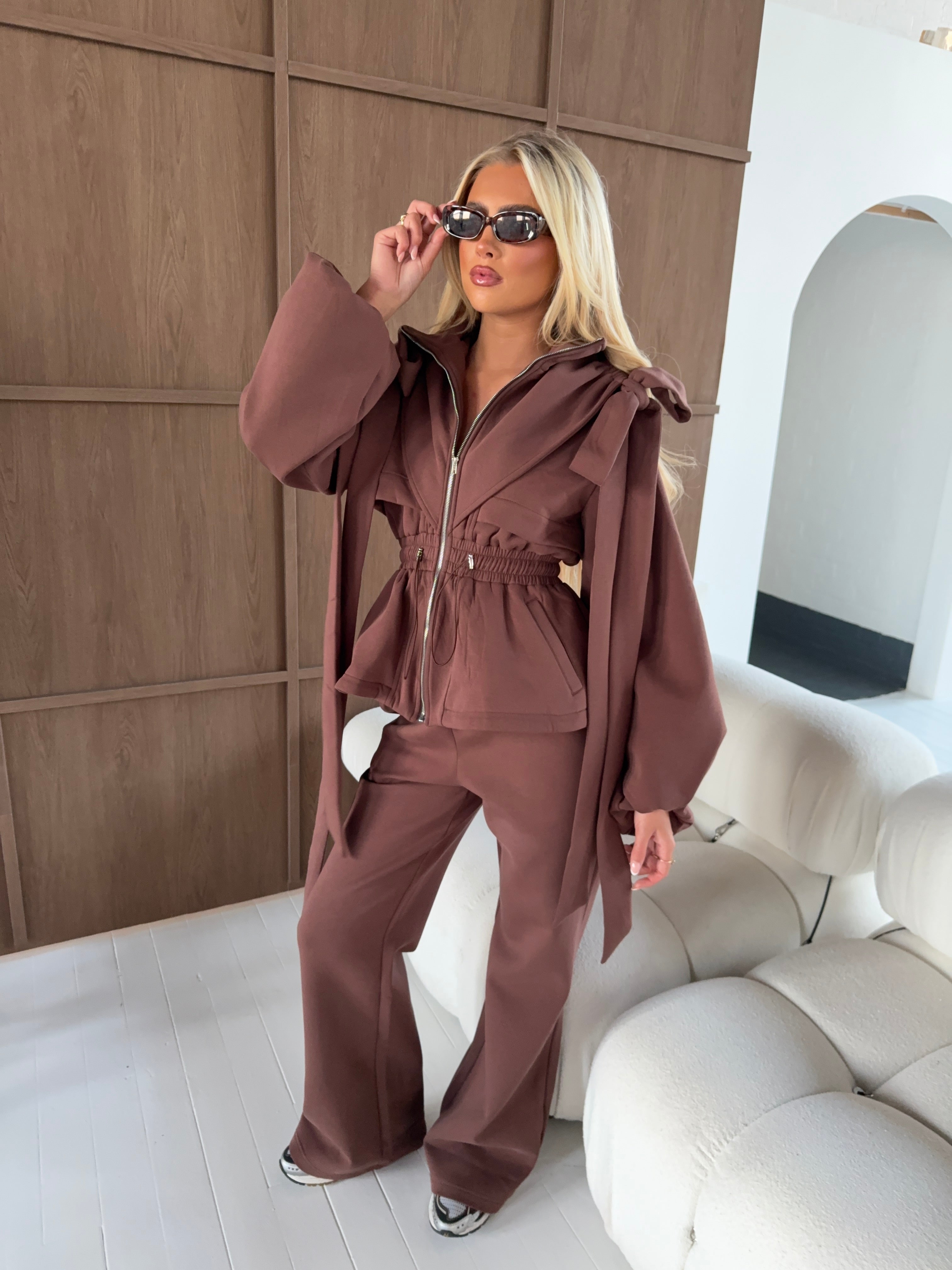 ‘BEAU’ CHOCOLATE BOW JACKET