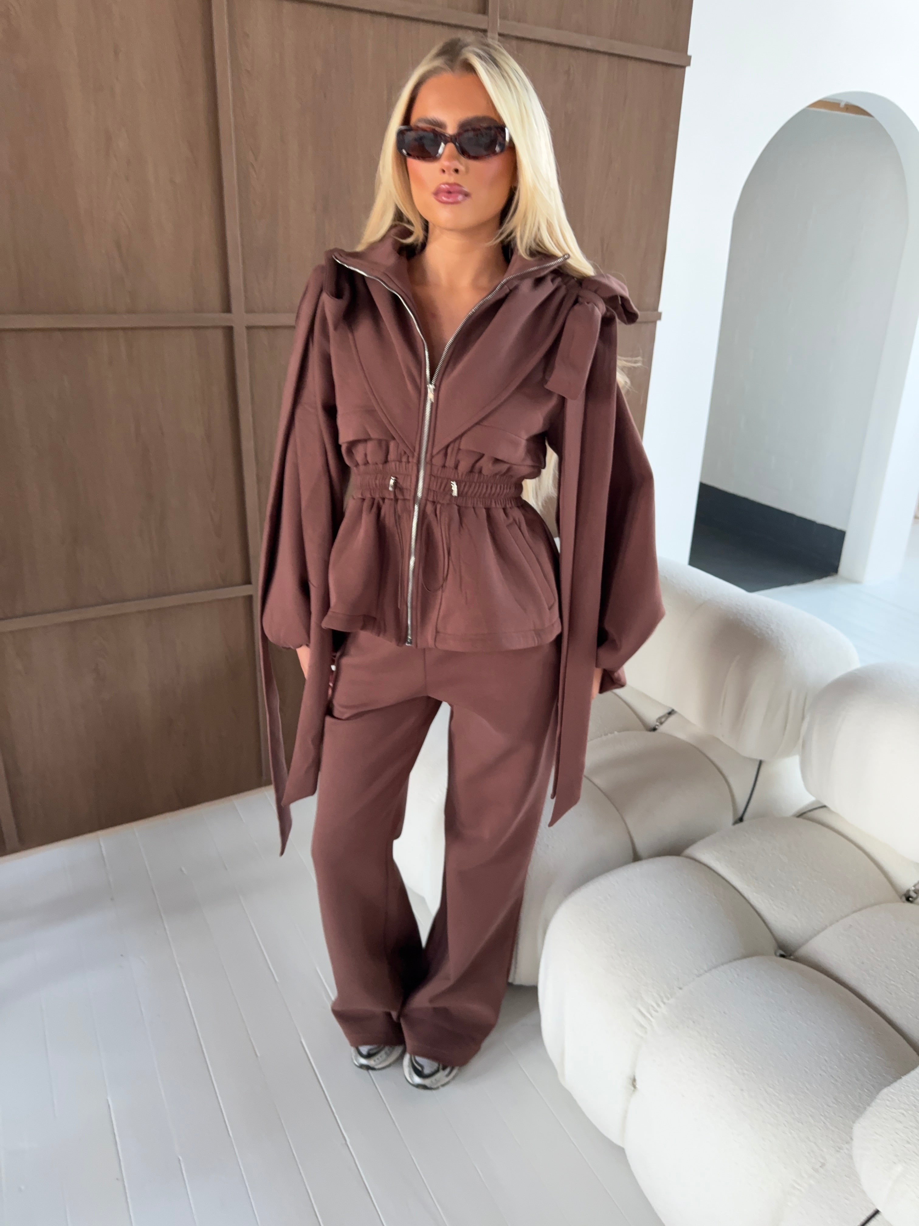 ‘BEAU’ CHOCOLATE BOW JACKET