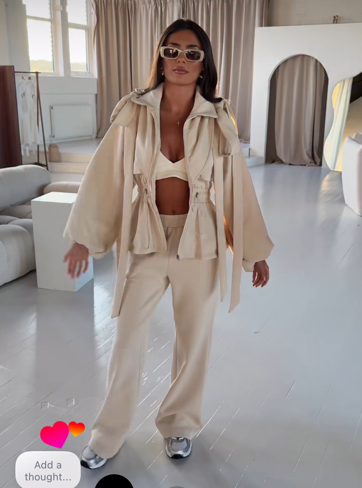 ‘BEAU’ CREAM BOW JACKET