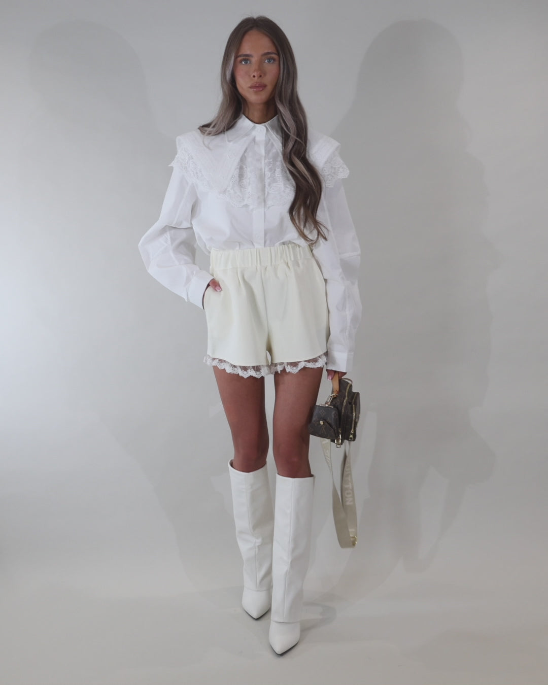 ALICE Shorts - Cream